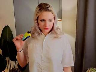 crystaduesterback webcam model stream image