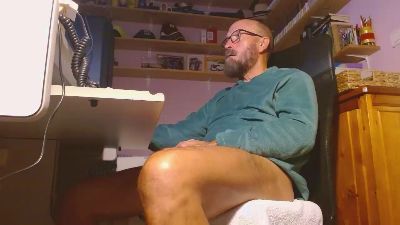 hugot8 webcam model stream image