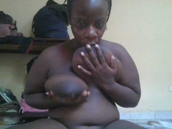 Swityass24 webcam bongacams model stream image