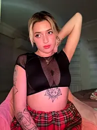 yaprakmericc webcam model stream image