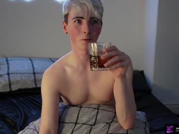 alfiegreenxxx webcam model stream image