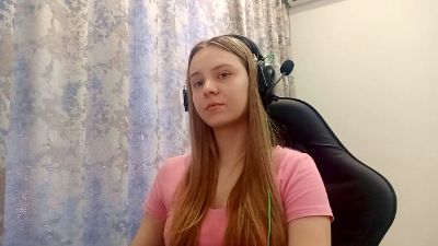 NinfaMowers webcam cam4 model stream image