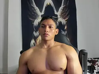 bigger_ragnarsson webcam stripchat model stream image