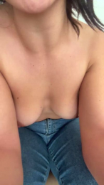 Riobe webcam model stream image