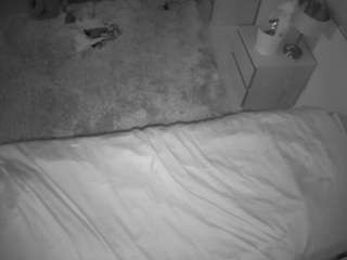 voyeurcam-julmodels-whitebed-3 webcam model stream image
