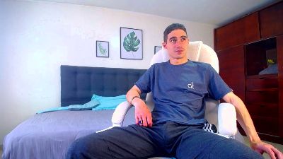 _skyleer__ webcam model stream image