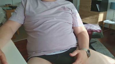 maxbw1977 webcam model stream image