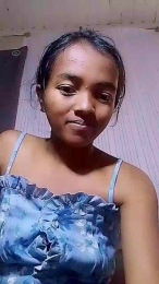 Elisah7 webcam model stream image