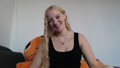 Sophie_cute06 webcam model stream image