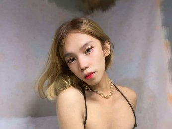 ParisKate webcam model stream image