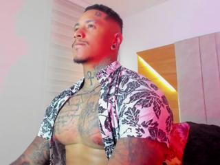 Joseph King webcam model stream image