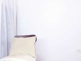 elikolanny webcam model stream image