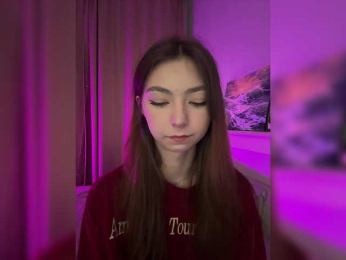 ShyAlya webcam model stream image