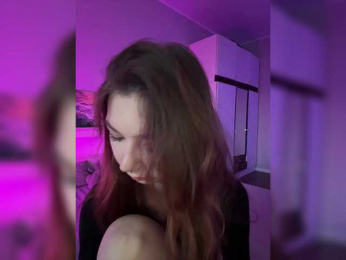 ShyAlya webcam model stream image