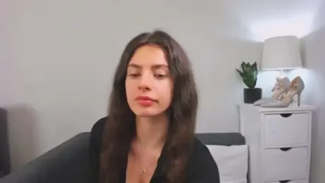 CarliFantasy webcam model stream image