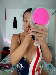 YOURSDEBORA webcam model stream image