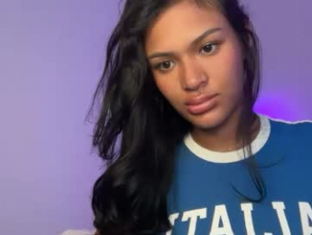 sophieee2 webcam model stream image