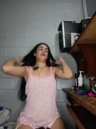 Bigtiti01 webcam model stream image