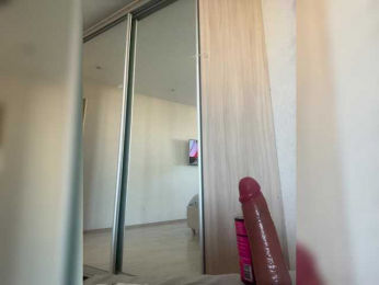 Catlive webcam model stream image