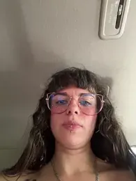 VioletaSubmissive webcam model stream image