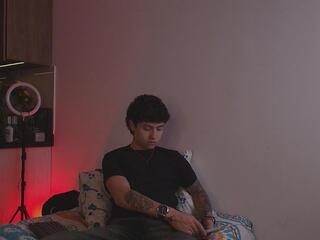 Ares Dickson webcam model stream image
