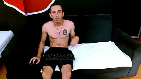 rachel_and_luke19 webcam stripchat model stream image
