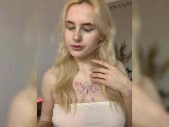 MilaElin webcam model stream image
