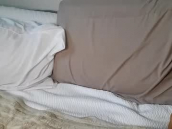 pupgender webcam model stream image
