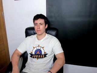 Aaron Bain webcam model stream image