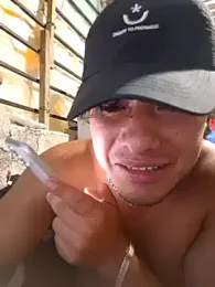 GusssHOT webcam model stream image