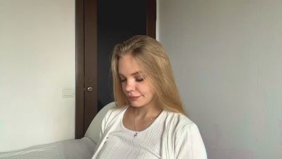 ValrieCanty webcam cam4 model stream image