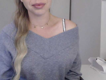 Bestie_S webcam bongacams model stream image