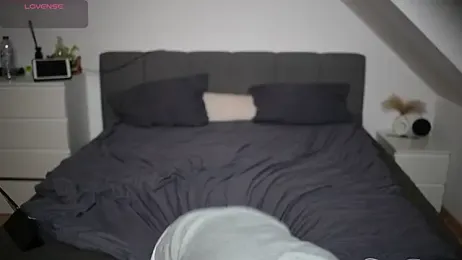 InnocentGuys webcam model stream image