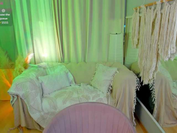RoseCharming webcam model stream image