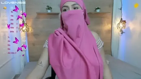 Yaassira1 webcam model stream image