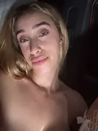Amanda-sweet webcam model stream image
