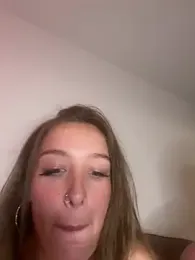 Viacheltham webcam model stream image