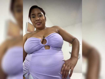 zamira12 webcam model stream image