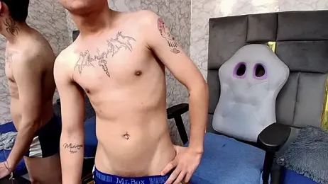 Zefir_Azak webcam model stream image