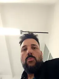 SexyItalian10 webcam model stream image