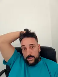 SexyItalian10 webcam model stream image