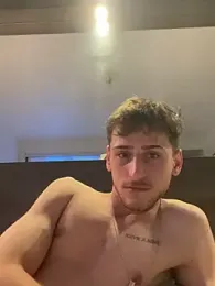 z4nett1 webcam model stream image