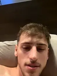 z4nett1 webcam stripchat model stream image