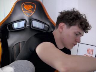 Dany Davis webcam flirt4free model stream image