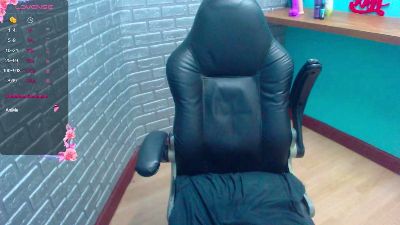 Mike_Miiller_ webcam cam4 model stream image