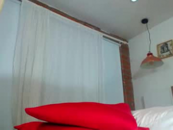 axxel_chris webcam model stream image