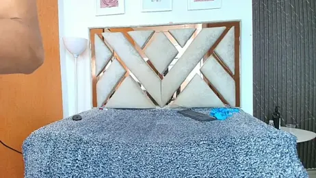 Antonella_And_Thiago webcam model stream image