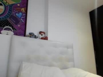 miaduval webcam model stream image