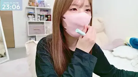 -SHINON- webcam stripchat model stream image