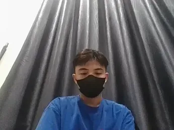 duchuutran201 webcam model stream image